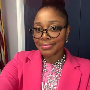 Meet your Posher, Anissa